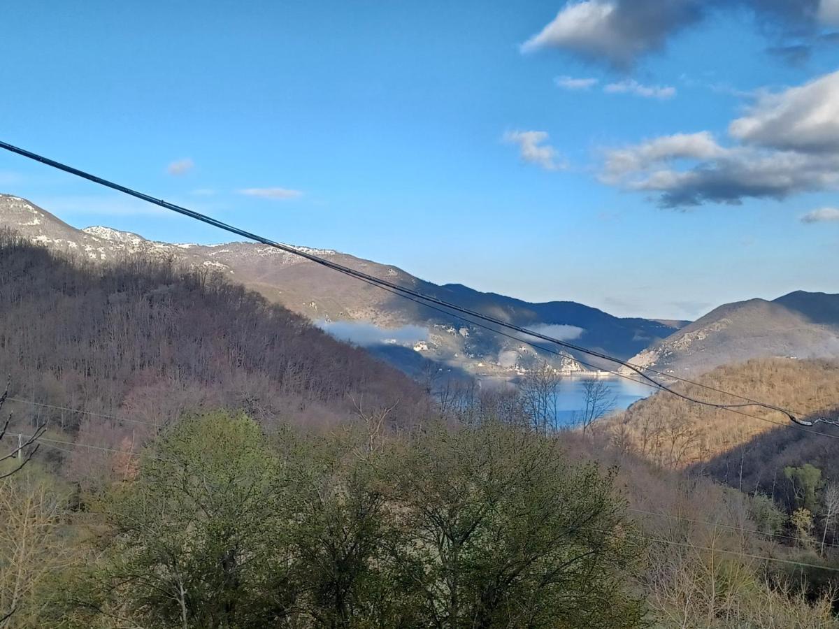 Agriturismo I Due Regni Petrella Salto Εξωτερικό φωτογραφία