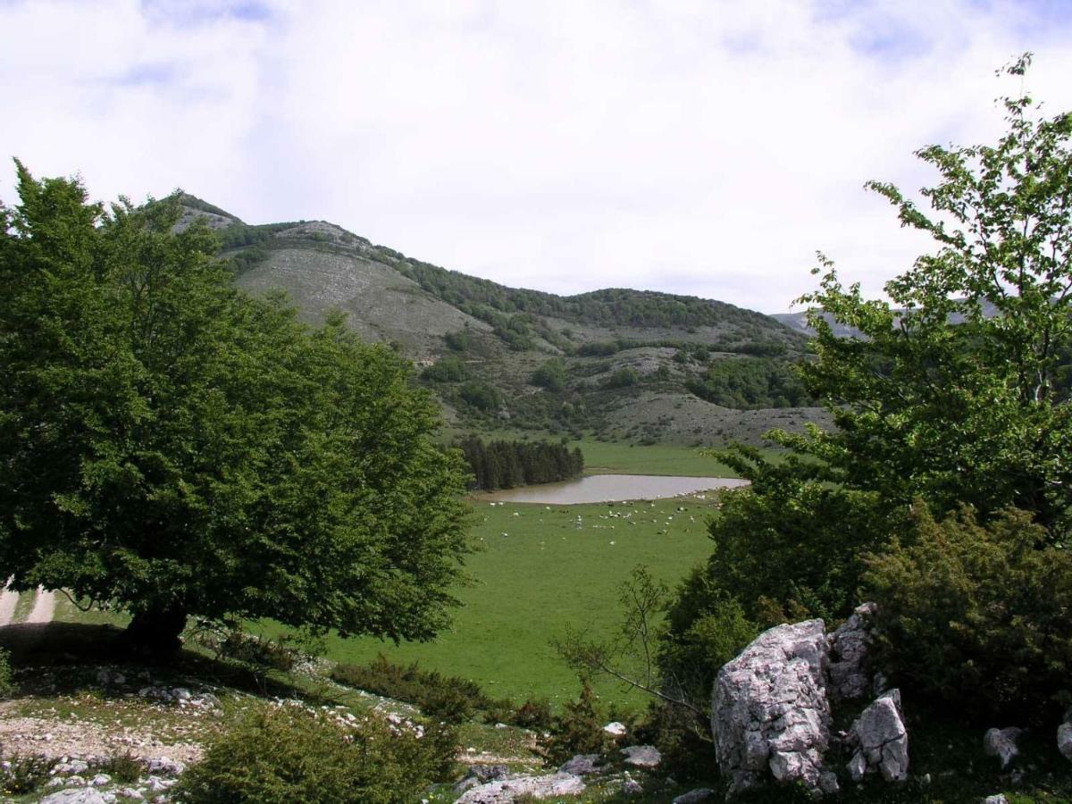 Agriturismo I Due Regni Petrella Salto Εξωτερικό φωτογραφία